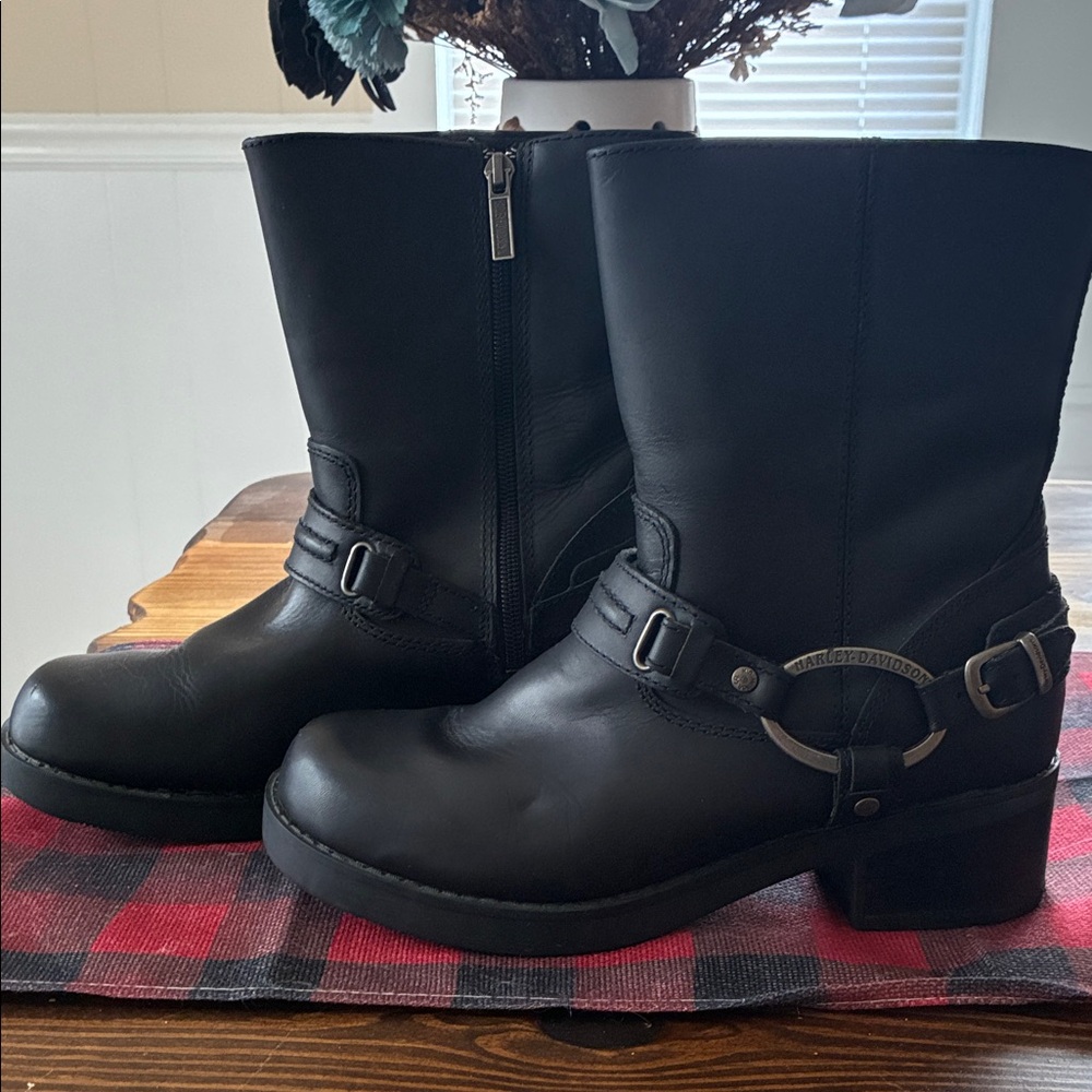 Harley-Davidson Women's Black Moto Boots